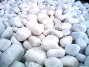 Pure white  (calcit)pebbles